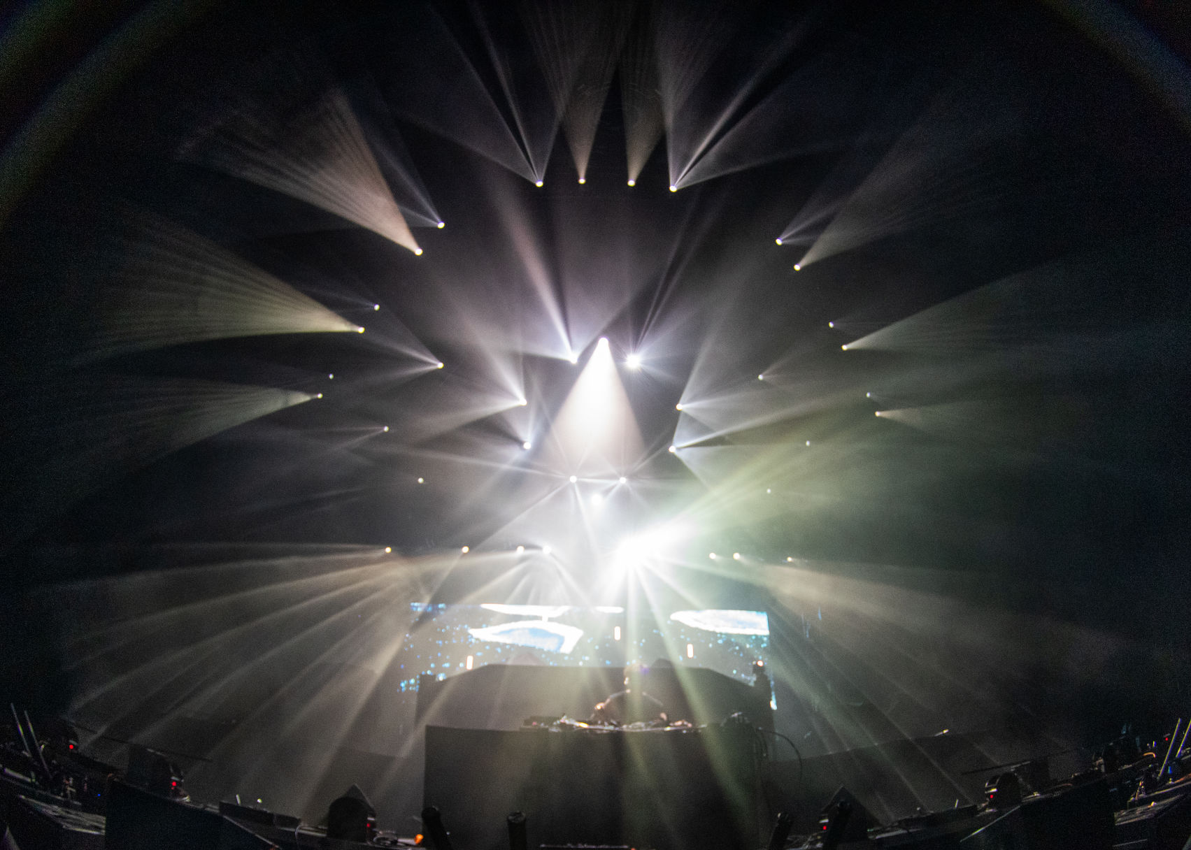 Illenium concert, Ekali